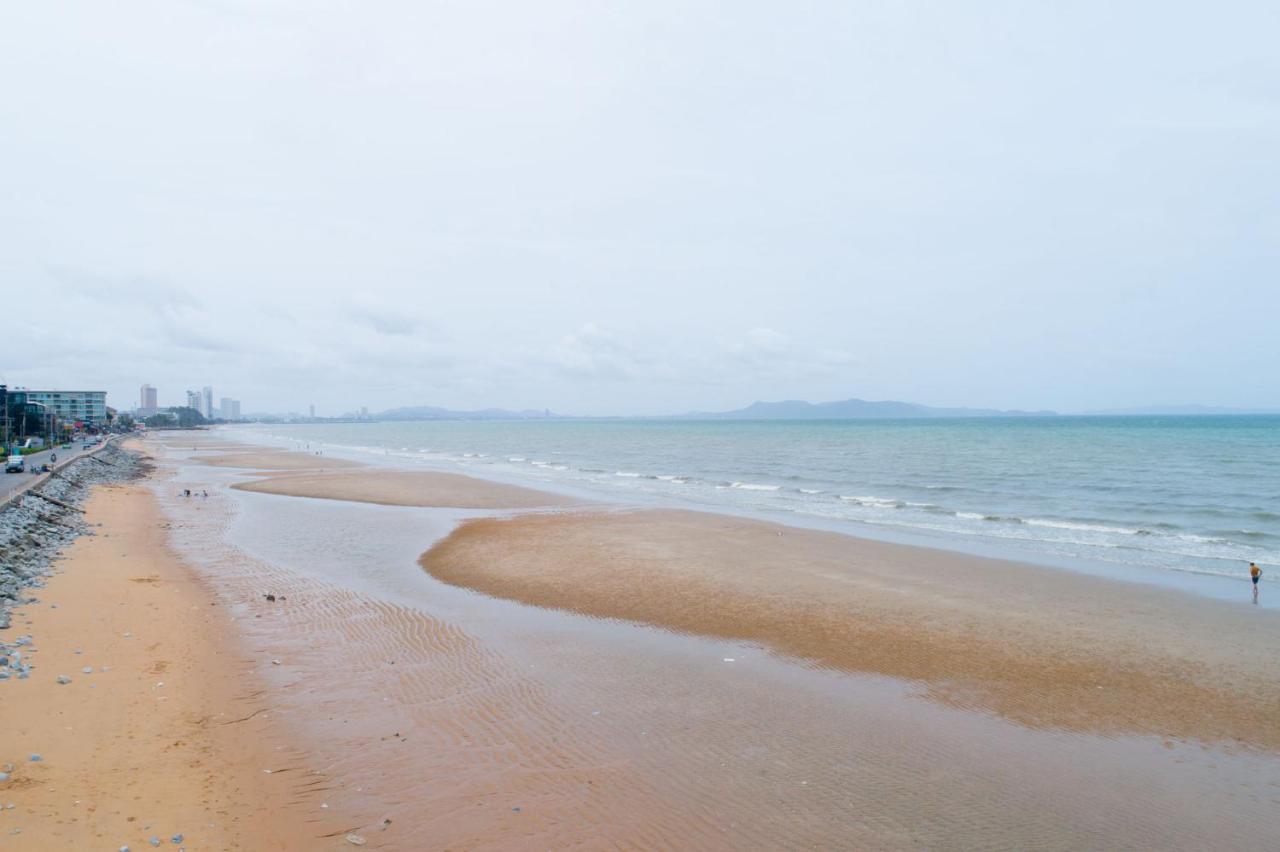 罗迪纳海滩酒店 乔木提恩海滩 外观 照片
